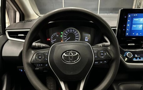 Toyota Corolla, 2021 год, 2 200 000 рублей, 10 фотография
