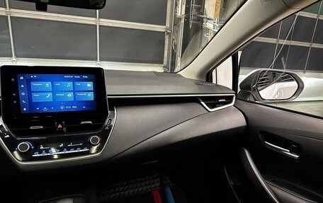 Toyota Corolla, 2021 год, 2 200 000 рублей, 17 фотография
