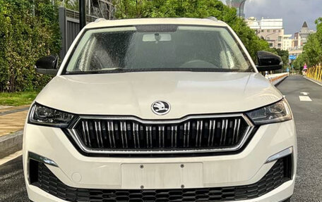 Skoda Kamiq I, 2022 год, 1 370 000 рублей, 2 фотография