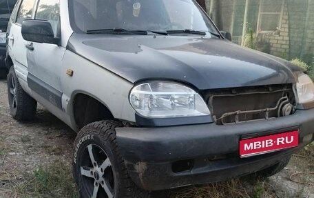 Chevrolet Niva I рестайлинг, 2006 год, 100 000 рублей, 1 фотография