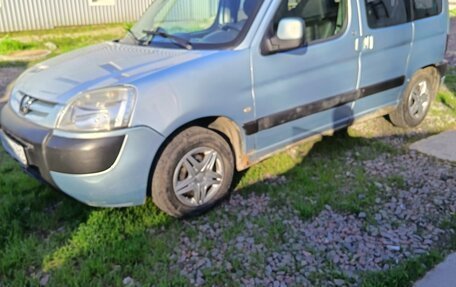 Peugeot Partner II рестайлинг 2, 2003 год, 230 000 рублей, 1 фотография