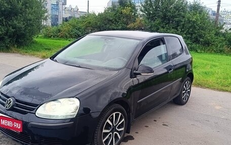 Volkswagen Golf V, 2004 год, 425 000 рублей, 1 фотография