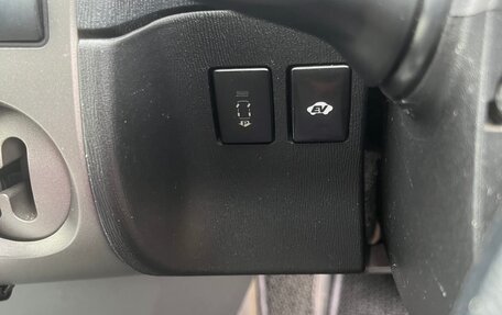 Toyota Prius, 2008 год, 1 050 000 рублей, 2 фотография