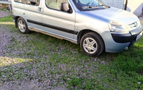 Peugeot Partner II рестайлинг 2, 2003 год, 230 000 рублей, 2 фотография
