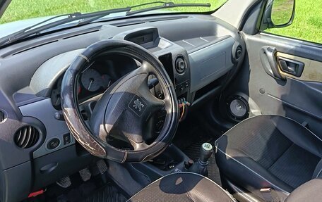 Peugeot Partner II рестайлинг 2, 2003 год, 230 000 рублей, 14 фотография