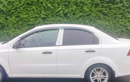 Chevrolet Aveo III, 2011 год, 540 000 рублей, 2 фотография
