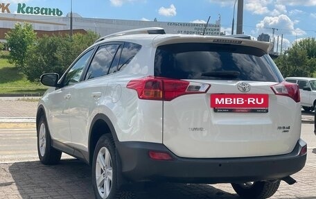 Toyota RAV4, 2014 год, 1 690 000 рублей, 7 фотография