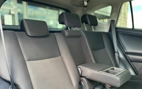Toyota RAV4, 2014 год, 1 690 000 рублей, 20 фотография