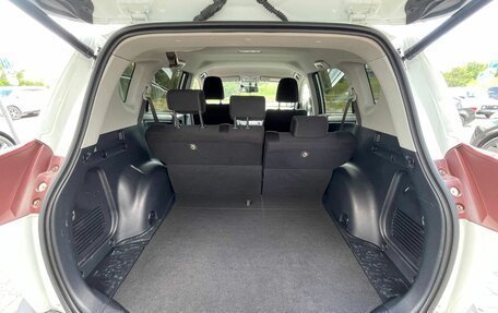 Toyota RAV4, 2014 год, 1 690 000 рублей, 23 фотография