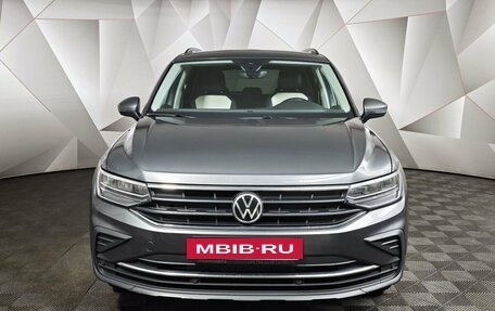 Volkswagen Tiguan II, 2022 год, 3 030 000 рублей, 7 фотография