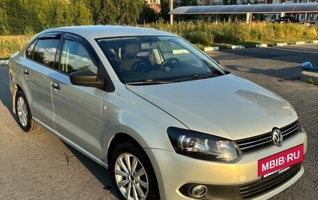 Volkswagen Polo VI (EU Market), 2015 год, 670 000 рублей, 2 фотография