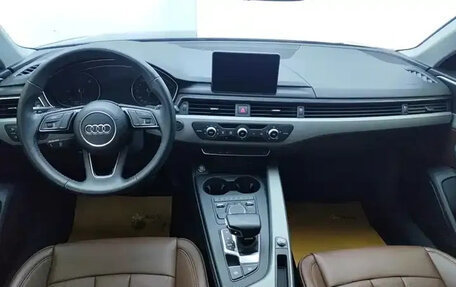 Audi A4, 2018 год, 1 412 500 рублей, 30 фотография