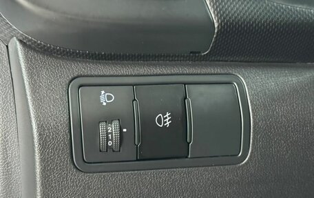 Hyundai Solaris II рестайлинг, 2011 год, 599 000 рублей, 15 фотография