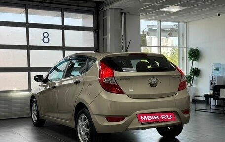 Hyundai Solaris II рестайлинг, 2011 год, 599 000 рублей, 9 фотография