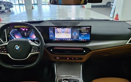 BMW 3 серия, 2025 год, 4 500 000 рублей, 9 фотография