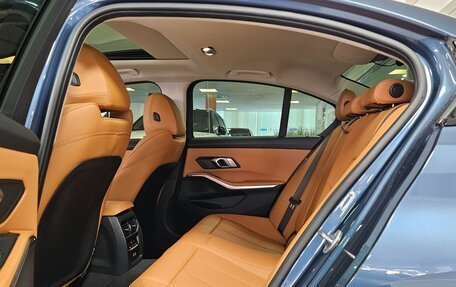 BMW 3 серия, 2025 год, 4 500 000 рублей, 5 фотография
