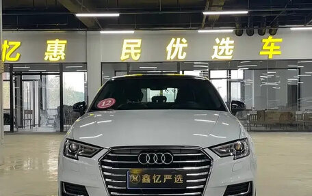 Audi A3, 2019 год, 1 161 700 рублей, 6 фотография