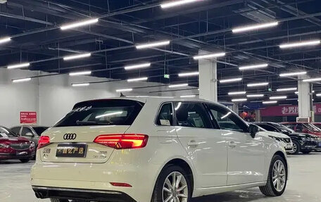 Audi A3, 2019 год, 1 161 700 рублей, 10 фотография
