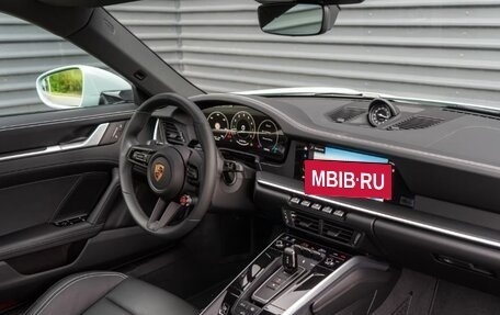 Porsche 911, 2025 год, 19 828 856 рублей, 15 фотография