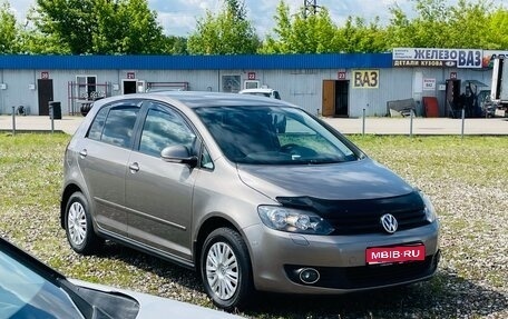 Volkswagen Golf Plus II, 2013 год, 990 000 рублей, 1 фотография