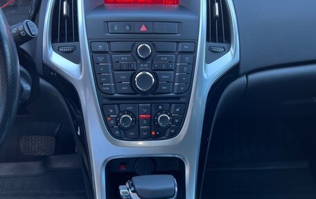 Opel Astra J, 2013 год, 999 000 рублей, 5 фотография