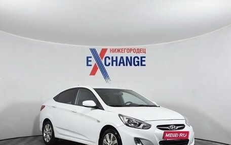 Hyundai Solaris II рестайлинг, 2011 год, 587 000 рублей, 3 фотография