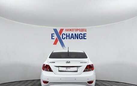 Hyundai Solaris II рестайлинг, 2011 год, 587 000 рублей, 6 фотография