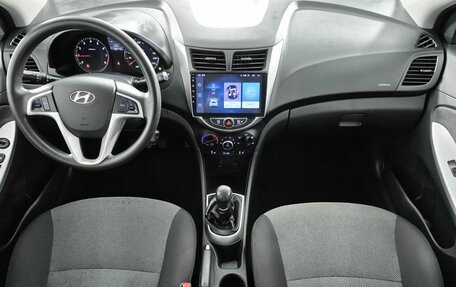 Hyundai Solaris II рестайлинг, 2011 год, 587 000 рублей, 9 фотография