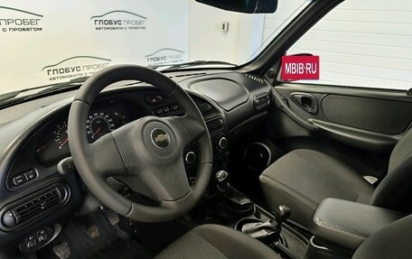 Chevrolet Niva I рестайлинг, 2017 год, 820 000 рублей, 11 фотография
