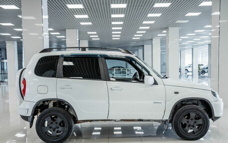 Chevrolet Niva I рестайлинг, 2010 год, 337 000 рублей, 5 фотография