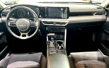 KIA K5, 2022 год, 2 600 000 рублей, 21 фотография