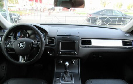 Volkswagen Touareg III, 2012 год, 1 610 000 рублей, 14 фотография
