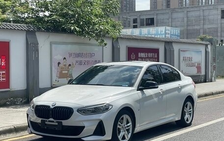 BMW 1 серия, 2021 год, 1 718 000 рублей, 1 фотография