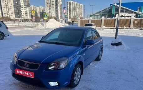 KIA Rio II, 2010 год, 530 000 рублей, 1 фотография