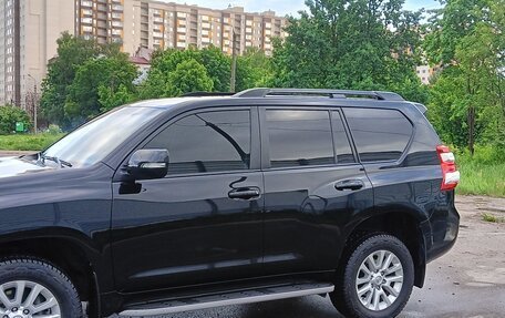 Toyota Land Cruiser Prado 150 рестайлинг 2, 2016 год, 2 950 000 рублей, 5 фотография
