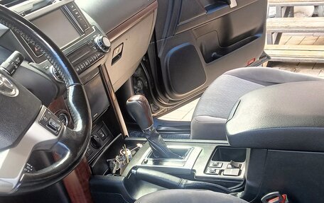 Toyota Land Cruiser Prado 150 рестайлинг 2, 2016 год, 2 950 000 рублей, 12 фотография