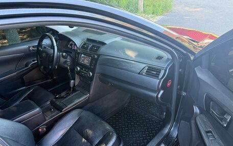 Toyota Camry, 2013 год, 1 940 000 рублей, 8 фотография