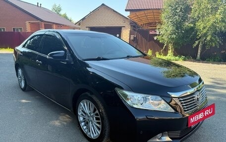 Toyota Camry, 2013 год, 1 940 000 рублей, 3 фотография