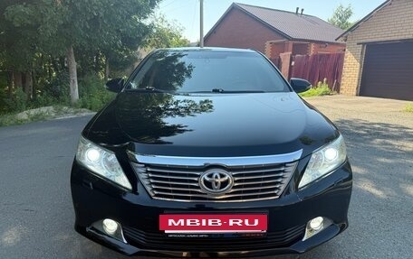 Toyota Camry, 2013 год, 1 940 000 рублей, 4 фотография