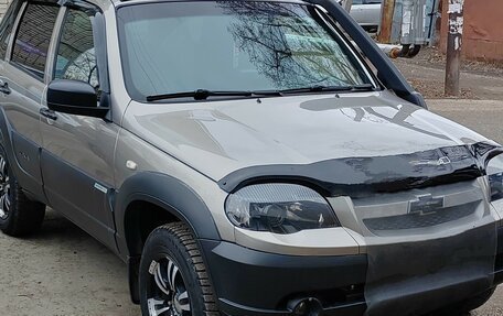 Chevrolet Niva I рестайлинг, 2019 год, 900 000 рублей, 6 фотография