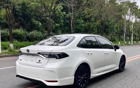 Toyota Corolla, 2022 год, 1 285 000 рублей, 4 фотография