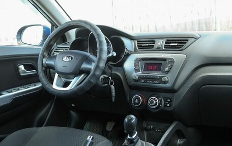 KIA Rio III рестайлинг, 2013 год, 809 000 рублей, 10 фотография
