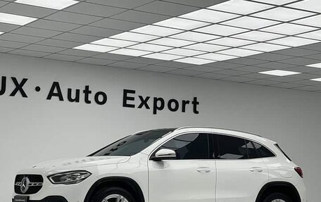 Mercedes-Benz GLA, 2022 год, 2 200 000 рублей, 3 фотография