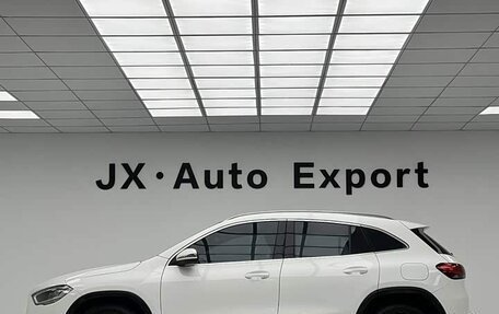 Mercedes-Benz GLA, 2022 год, 2 200 000 рублей, 4 фотография