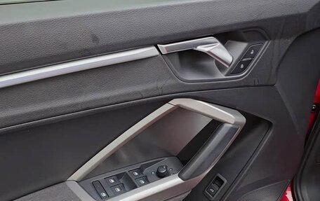 Audi Q3, 2023 год, 2 700 999 рублей, 9 фотография
