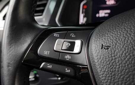 Volkswagen Tiguan II, 2020 год, 2 380 000 рублей, 13 фотография