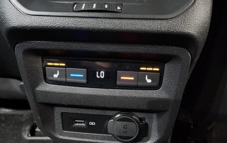 Volkswagen Tiguan II, 2020 год, 2 380 000 рублей, 16 фотография