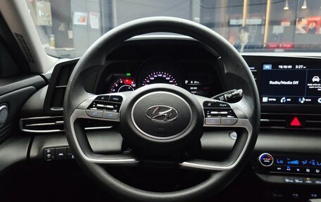 Hyundai Avante, 2023 год, 1 580 000 рублей, 19 фотография