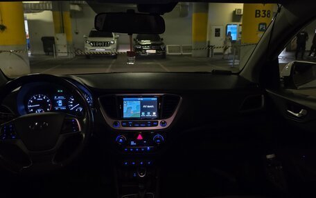Hyundai Solaris II рестайлинг, 2018 год, 1 250 000 рублей, 17 фотография