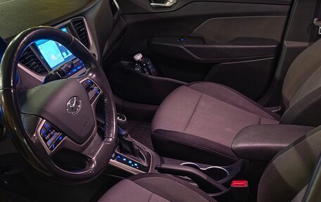 Hyundai Solaris II рестайлинг, 2018 год, 1 250 000 рублей, 18 фотография